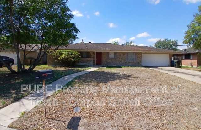 10745 Kingwood Drive photos photos