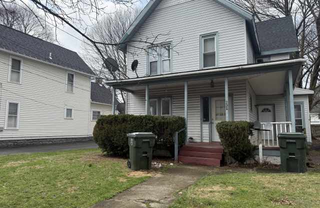 232 Sprague Street - 1 photos photos