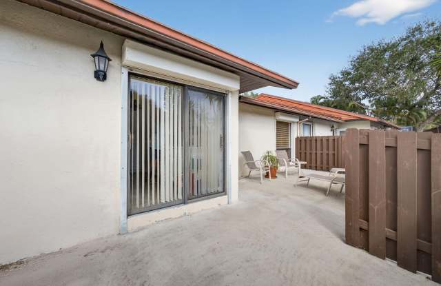4934 SABLE PINE Circle Gallery 2