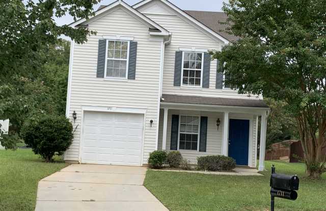 1711 Dunnington Ct - 1711 Dunnington Court, Charlotte, NC 28216