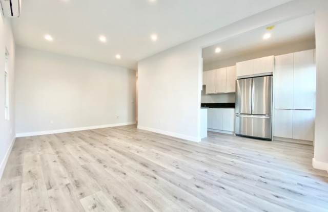 141 N. Swall Drive photos photos