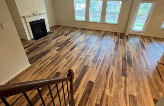 455 Cabot Trce Gallery 3