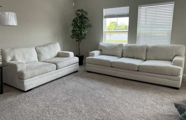 5539 Arlington River Drive Gallery 3