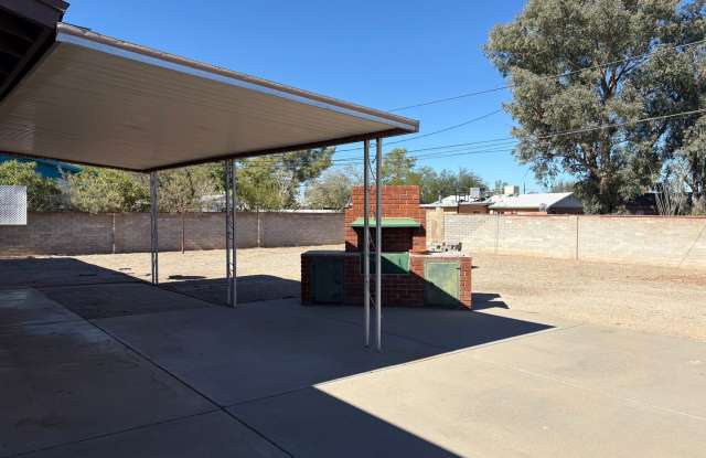 *COMING SOON* 3-bedroom, 2-bathroom home with large backyard photos photos