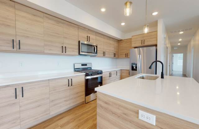 1234 South Sawmill Boulevard - 207 Gallery 3