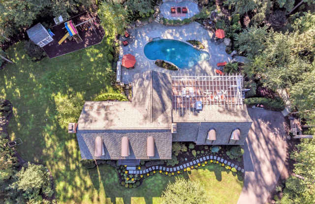 2703 FALLING TIMBER TRAIL Gallery 3