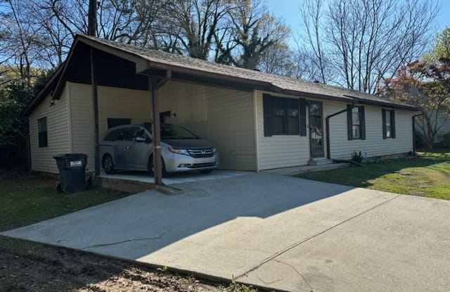113 Chestnut St - 113 Chestnut Street, Jonesboro, GA 30236