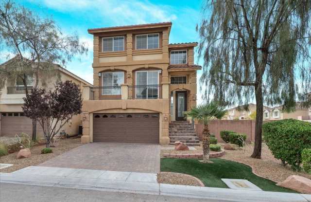 3 Story with 2 masters in Southern Highlands photos photos