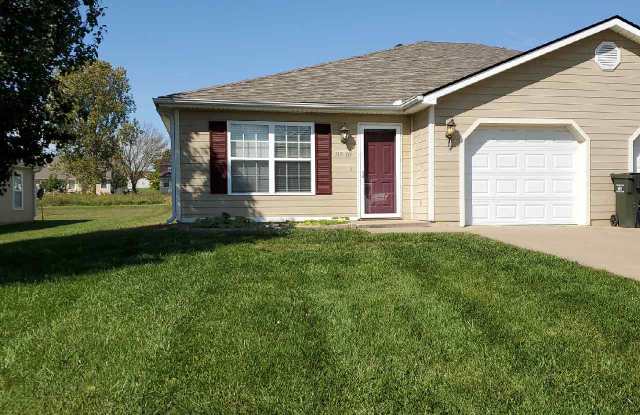 118 SE 1171st Road - 2 photos photos