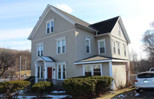 66 Bridge Street unit: 5 photos photos