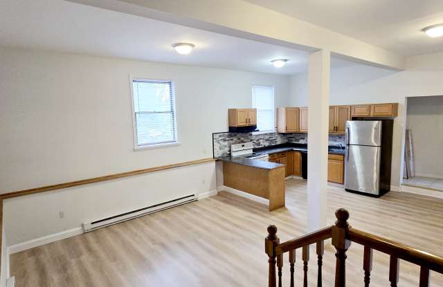 537 Goepp Cir photos photos