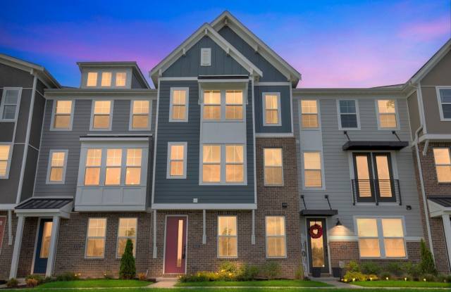 Charming 3BR townhome in McCordsville photos photos
