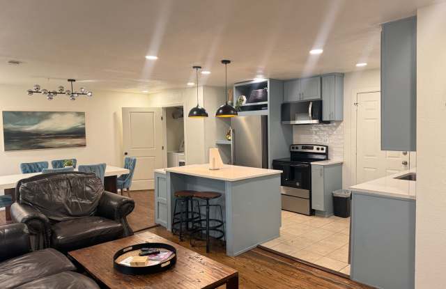 Charming Updated 2-Bedroom Near Wheeler District! Gallery 1