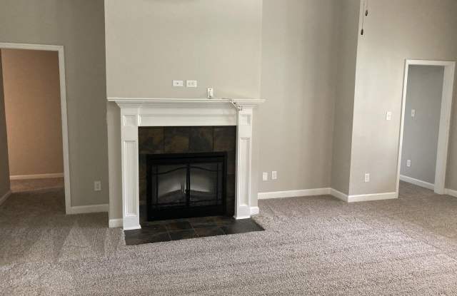 4133 Pullman Circle Gallery 3