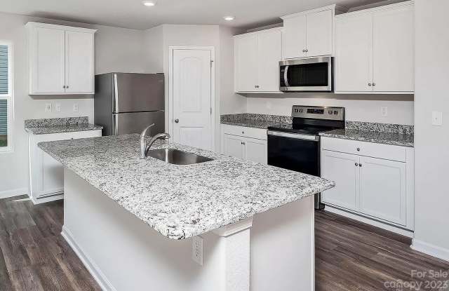 Room in 4 Bedroom Home at Transatlantic Ave photos photos