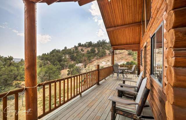 Furnished Mountain living in Central, Utah! Gallery 4