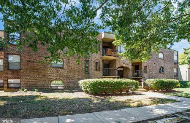 15 SILVERWOOD Circle Gallery 2