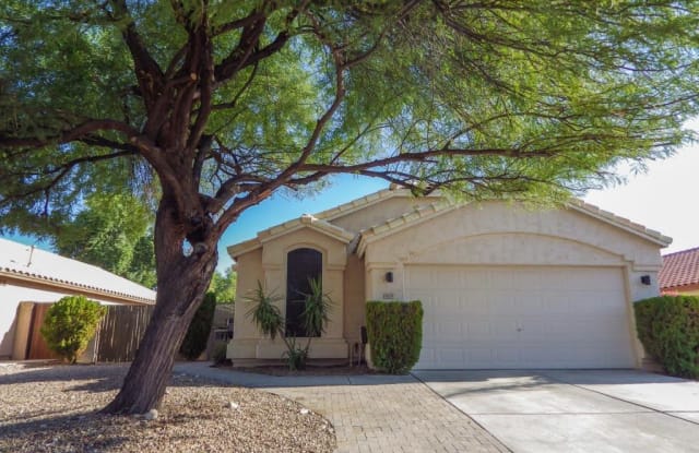 9619 W CLARA Lane - 9619 West Clara Lane, Peoria, AZ 85382