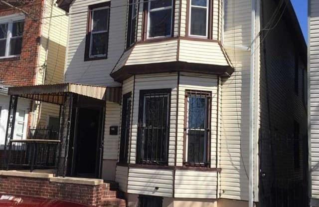 30 Rowland Street - 30 Rowland Street, Newark, NJ 07104