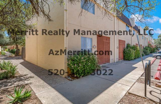 Remodeled 2 bedroom, 2.5 bathroom townhome, washer and dryer, dishwasher and more photos photos