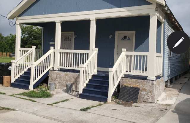 2617 S Johnson photos photos