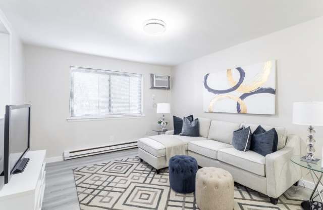 311 N Sycamore Ave photos photos