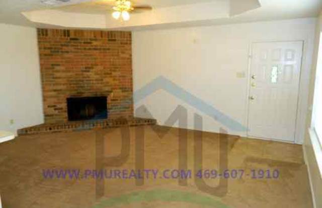 214 Shady Valley Drive Gallery 3