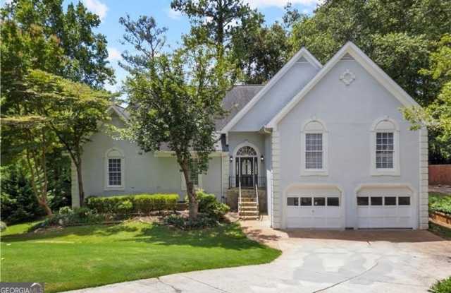 4565 Ashmore Circle NE photos photos