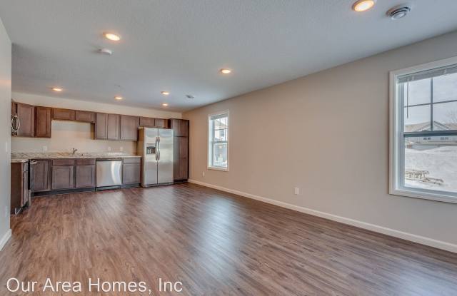 12648 Pond View Rd - 12648 Pond View Road, Zimmerman, MN 55398