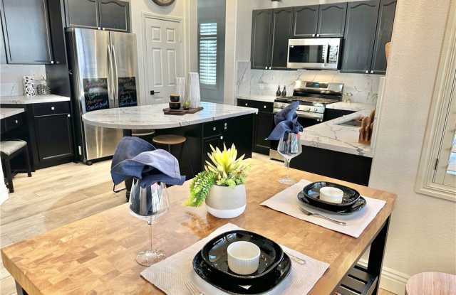 20 CHATEAU WHISTLER Court Gallery 2