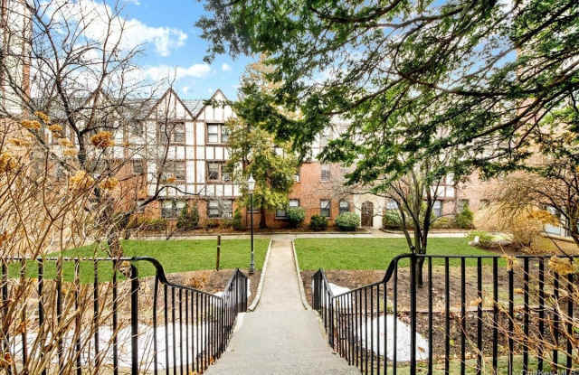 7 Greenridge Avenue unit: B8 photos photos