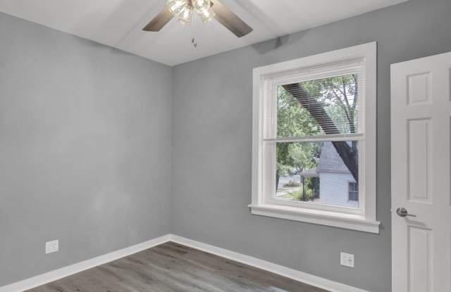 3234 West Waveland Avenue photos photos