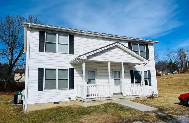 2 Bedroom, 1.5 Bathroom Duplex photos photos