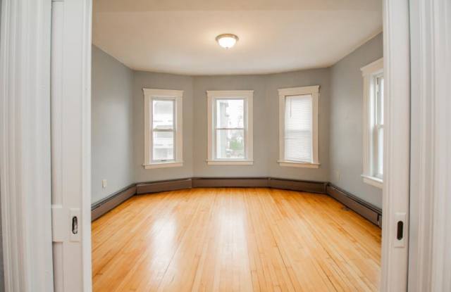 77 Cohasset St. photos photos