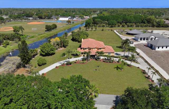 14983 Draft Horse Lane photos photos
