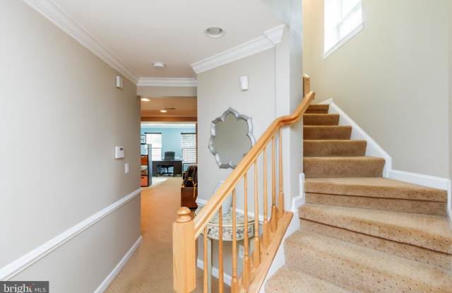 1500 GROSBEAK COURT Gallery 2