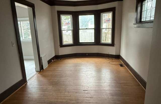 3 Bedroom House Available - 497 Melville Street, Rochester, NY 14609
