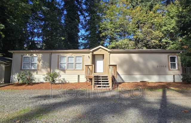 21366 N Umpqua Hwy Gallery 2