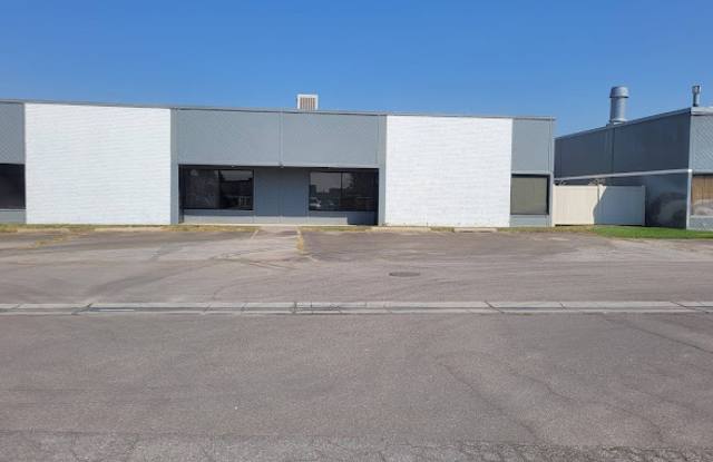 900 N 400 W - 900 North 400 West, North Salt Lake, UT 84054