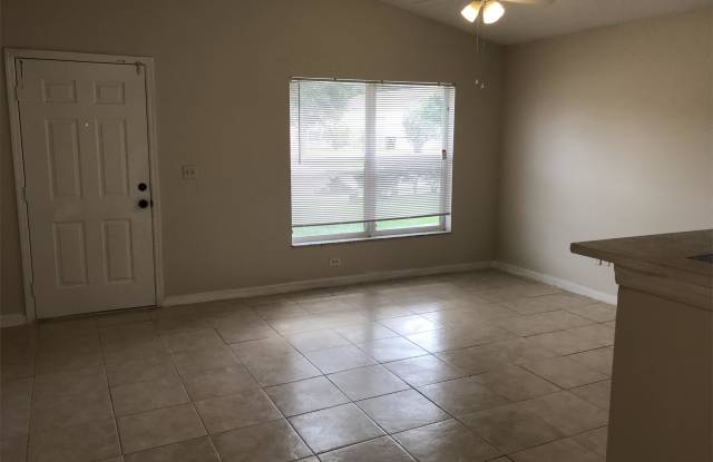 5085 Lobelia Drive Gallery 3