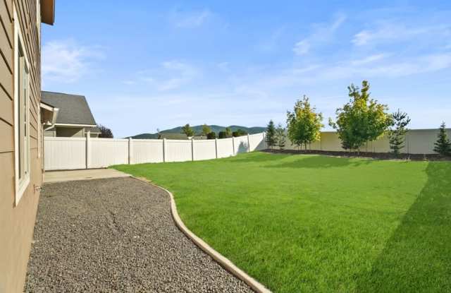 1952 West Yaquina Drive Gallery 4
