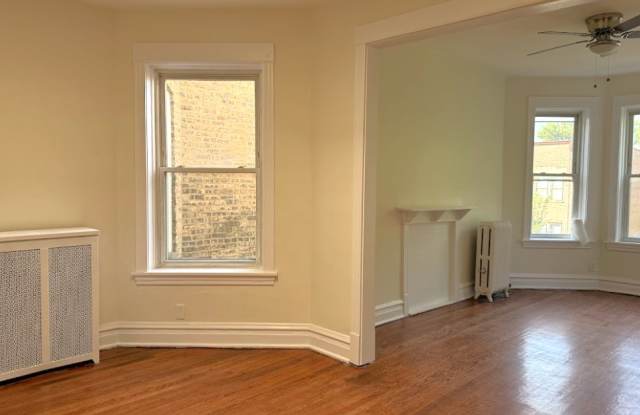 1311 West Foster Avenue - 3 - 1311 West Foster Avenue, Chicago, IL 60640 1311 West Foster Avenue - 3 - 1311 West Foster Avenue, Chicago, IL 60640