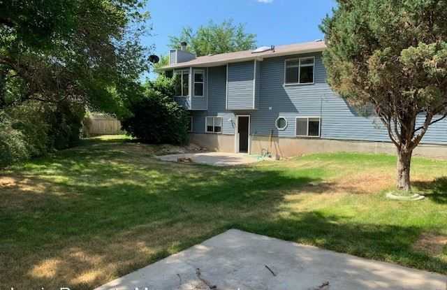 8467 S. 2315 W. Gallery 2