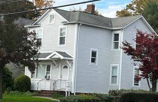 31 Old Dock Road unit: 2 - 31 Old Dock Road, Kings Park, NY 11754