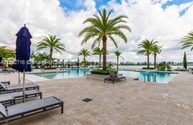 12280 North Baypoint Circle Gallery 2