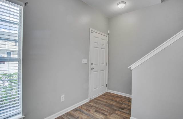 1003 Lexi Court Gallery 3