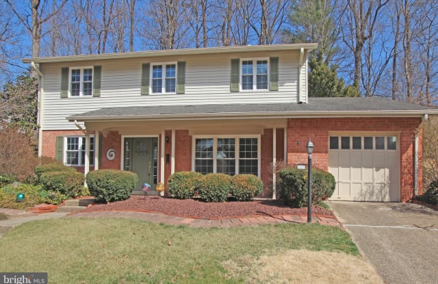 5525 YORKSHIRE STREET - 5525 Yorkshire Street, Kings Park, VA 22151