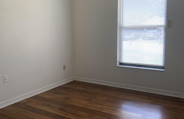 485 Lancaster Avenue Gallery 4
