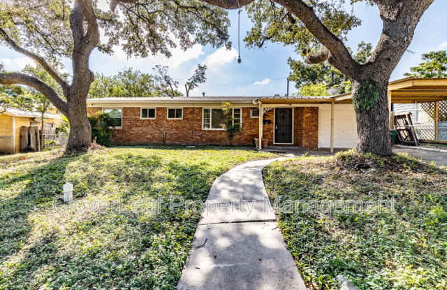 206 Williamsburg Pl photos photos