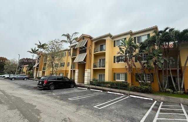 7200 NW 114th Ave photos photos